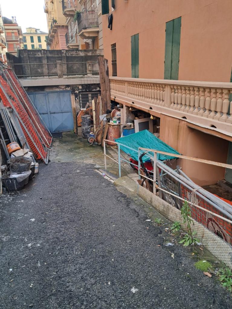 Vendita Quadrivani, Genova foto
