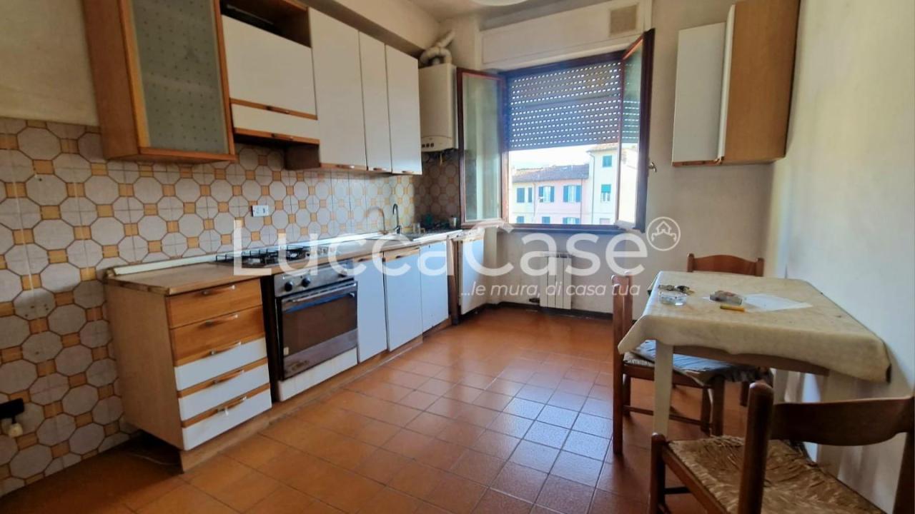 Vendita Appartamento, Lucca foto
