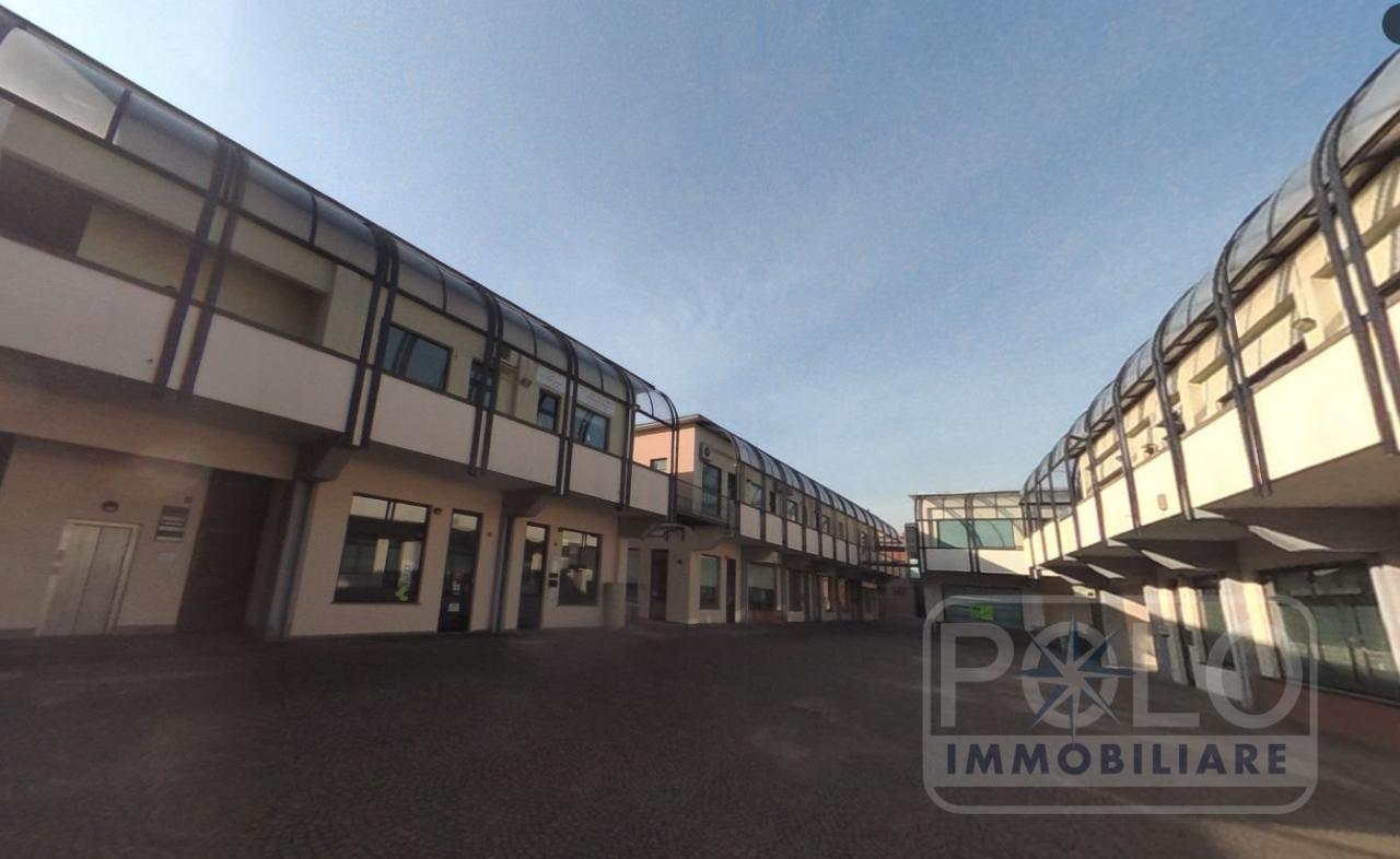 Vendita Locali commerciali, San Donato Milanese foto
