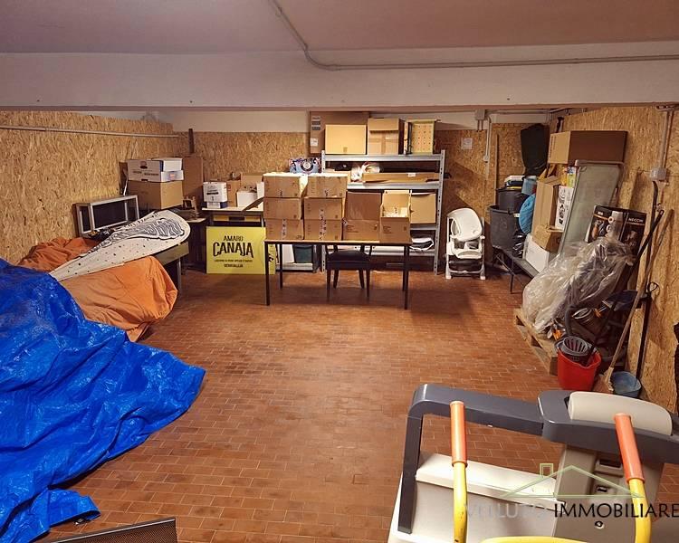 Vendita Magazzino, Senigallia foto