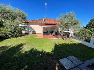 Vendita Pentavani, Ameglia