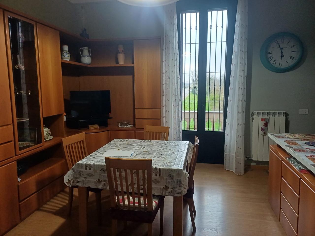 Affitto Trivani, Milano foto