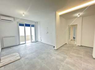 Vendita Trivani, Follonica