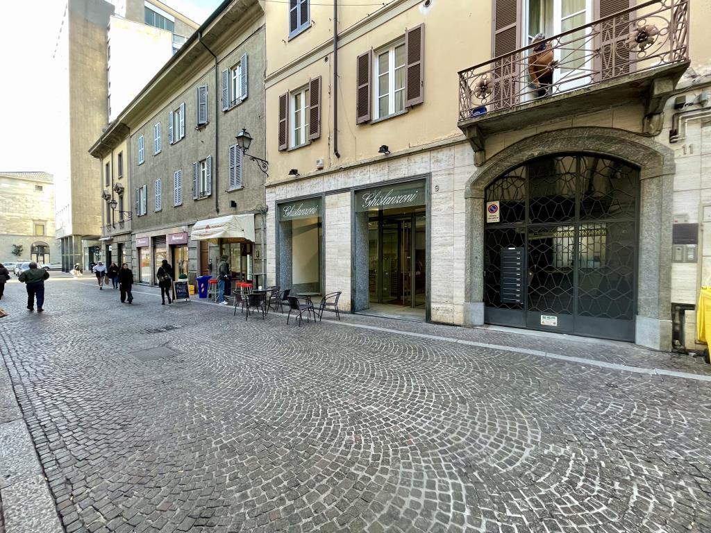 Affitto Negozio, Lecco Affitto Negozio, Lecco foto