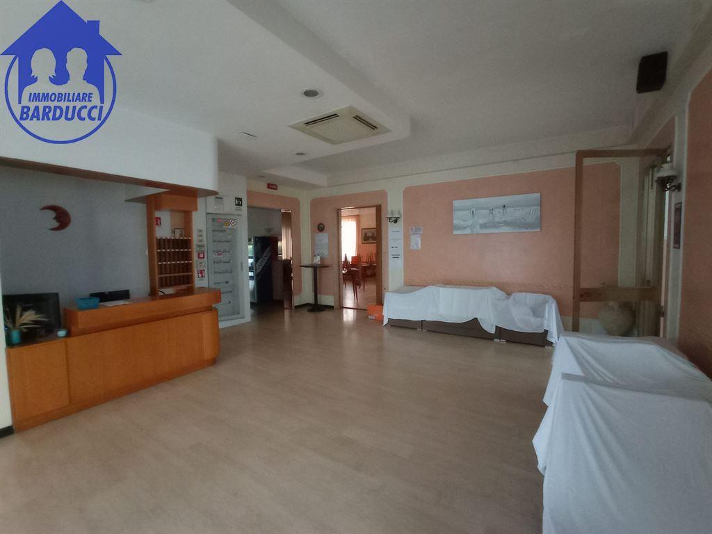Vendita Albergo, Cesenatico foto