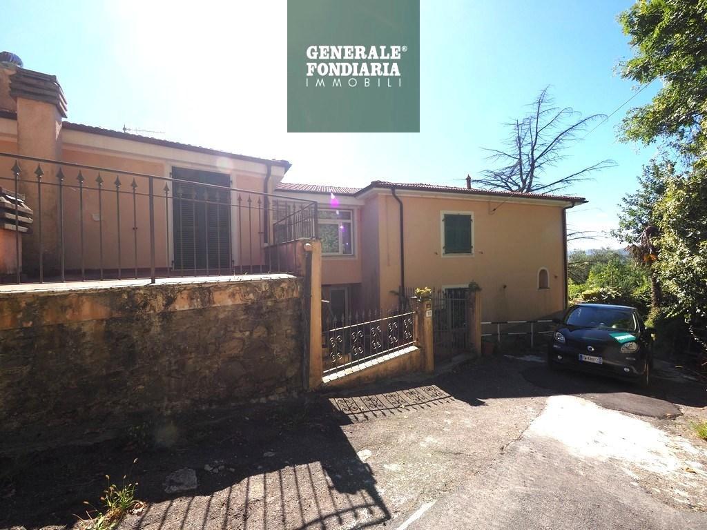 Vendita Casa Semindipendente, Podenzana foto