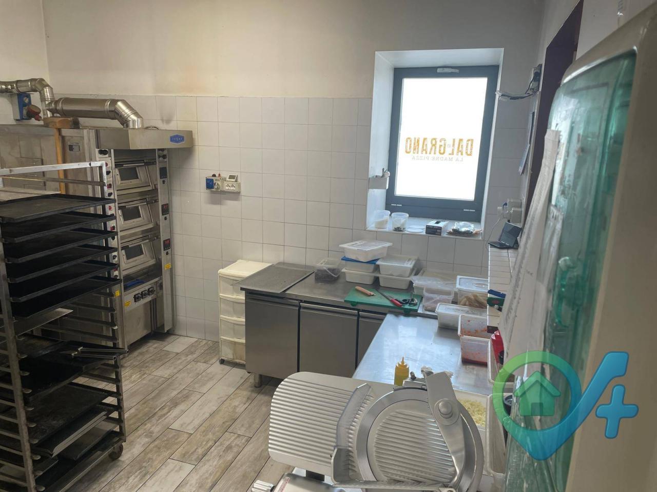 Vendita Attività commerciale, Verona foto