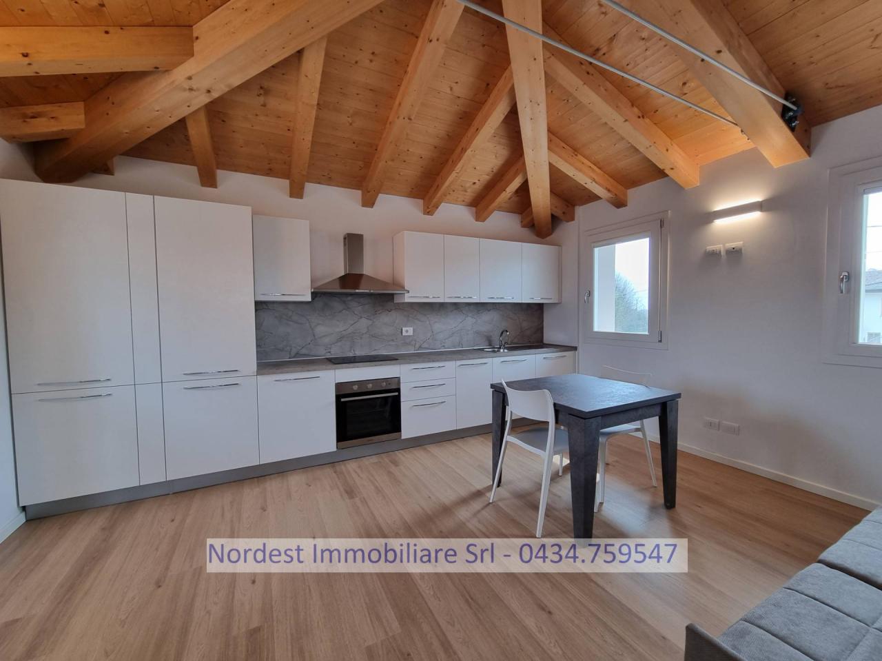 Affitto Appartamento, Codogne foto