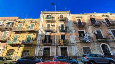 Vendita Trivani, Bari