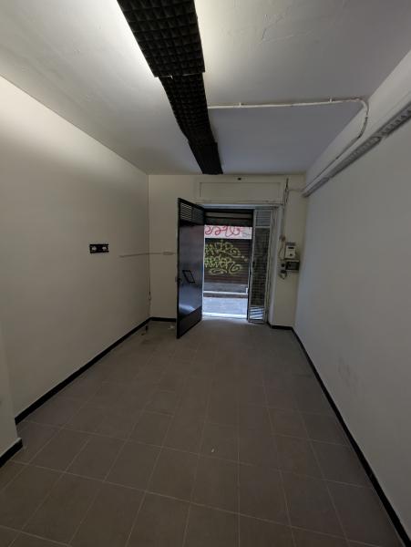Vendita Negozio, Genova foto