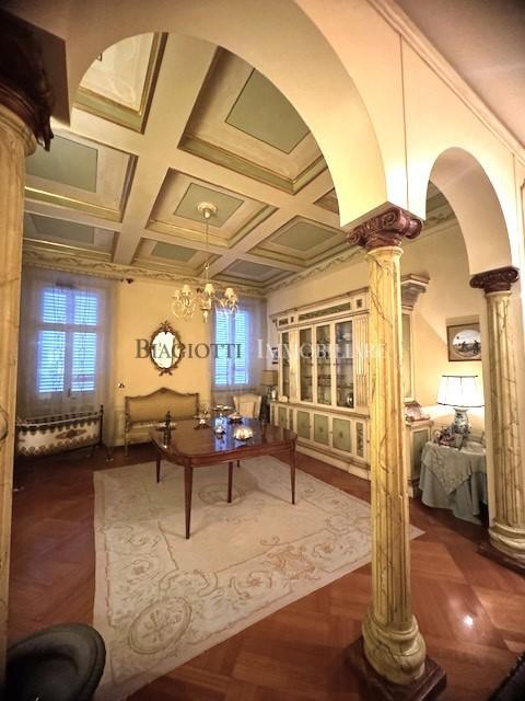 Venta Multivani, Livorno foto