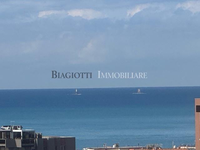 Vendita Esavani, Livorno foto
