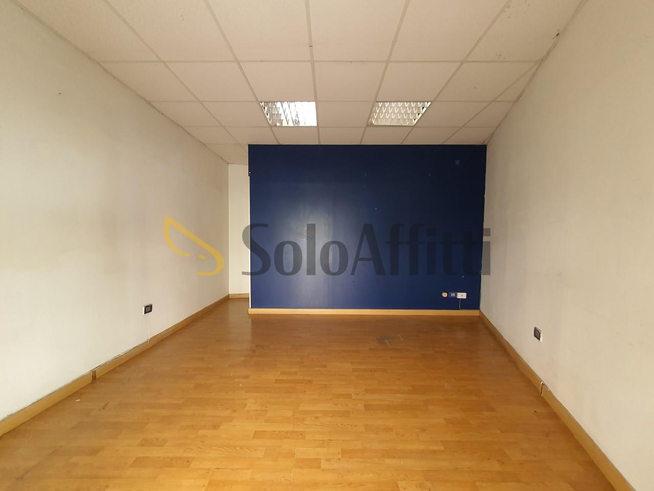 Affitto 1 vetrina, Catanzaro foto