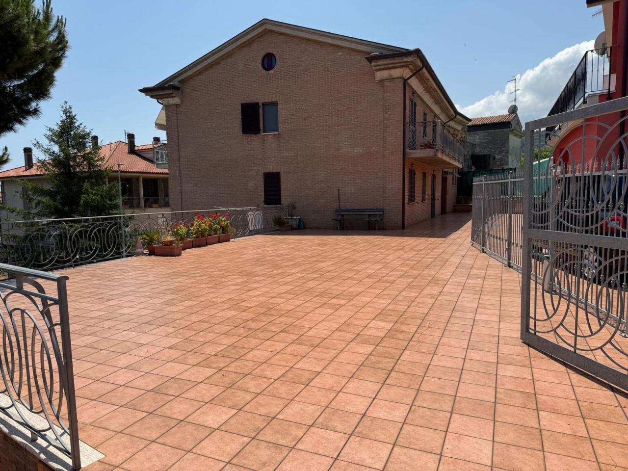 Vendita Eptavani, Grottammare foto