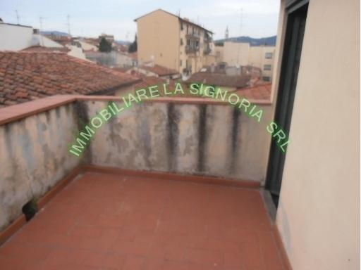 Affitto CIVILE ABITAZIONE, Firenze foto