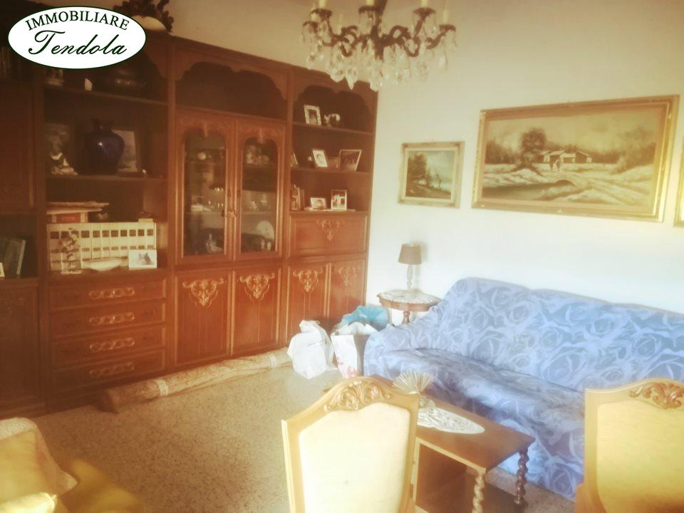 Vendita Quadrivani, Ameglia Vendita Quadrivani, Ameglia foto