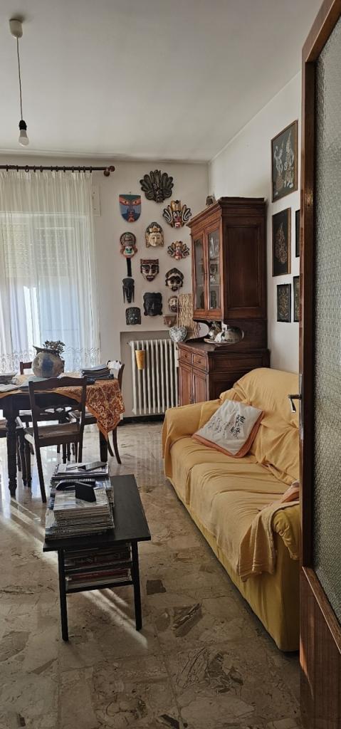 Vendita Pentavani, Jesi foto