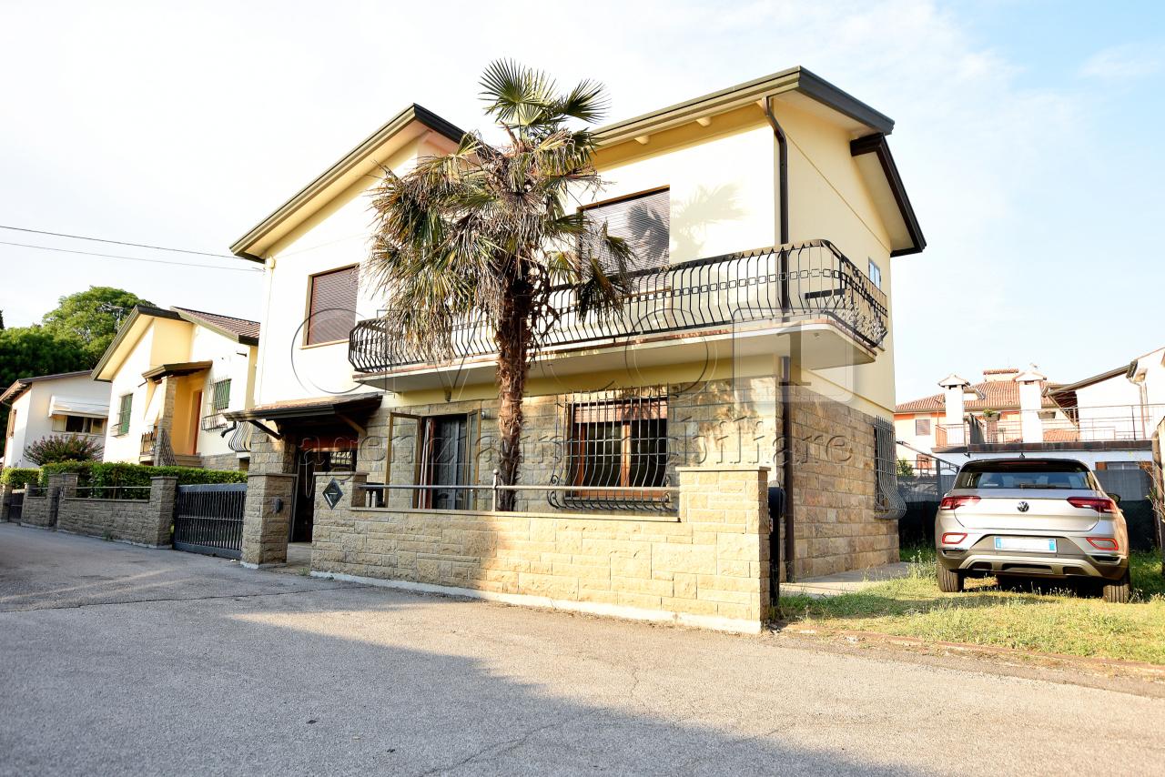 Vendita Pentavani, Padova foto