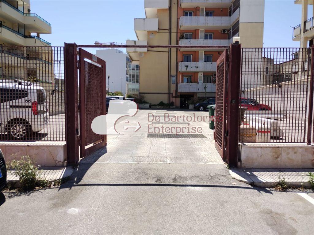 Vendita Box, Bari foto