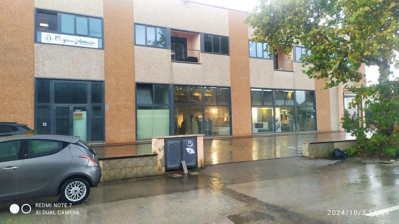 Vendita Bivani, Follonica Vendita Bivani, Follonica foto