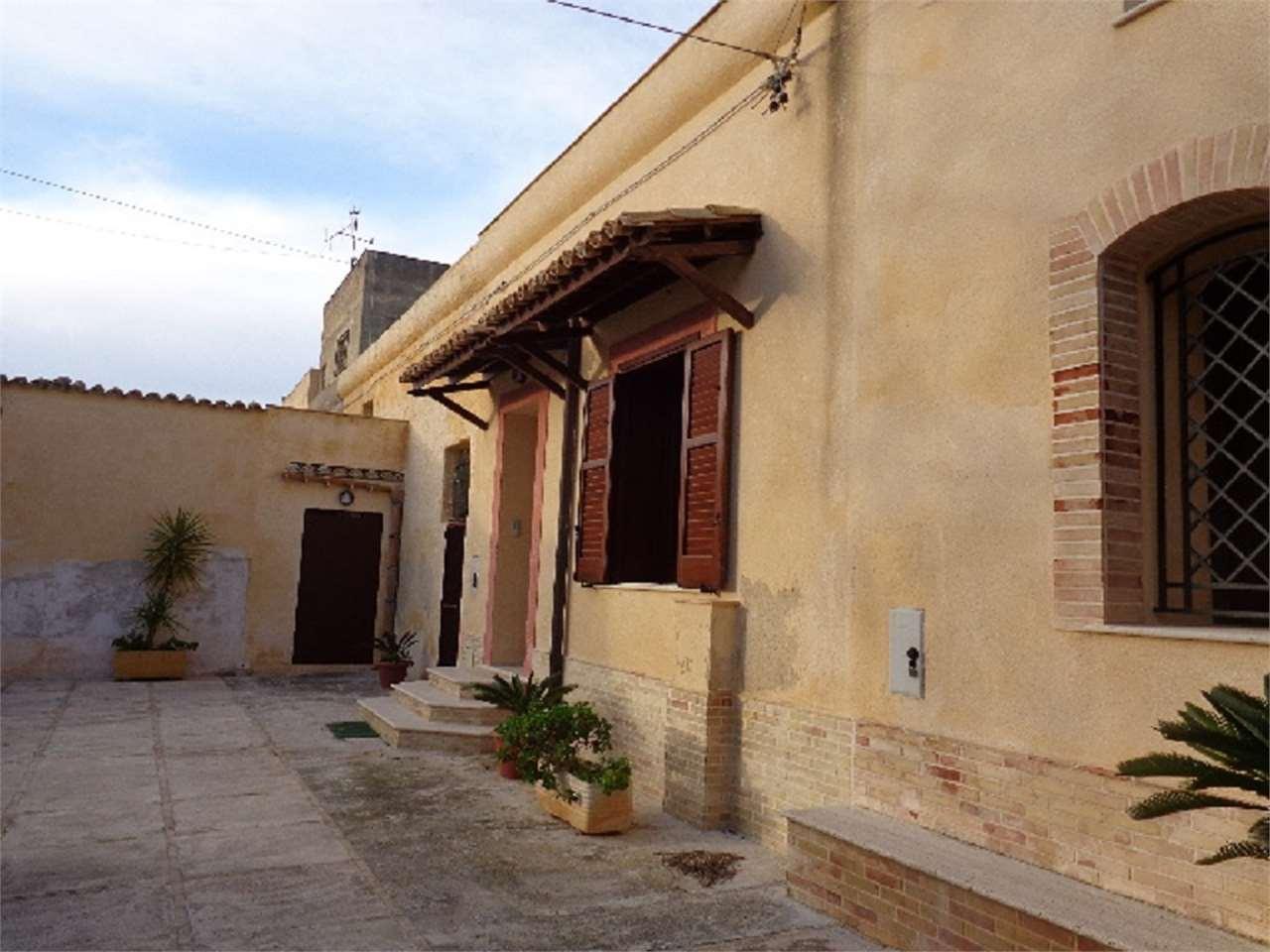Affitto affitto, Marsala foto