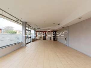 Affitto Locale commerciale, Porcari