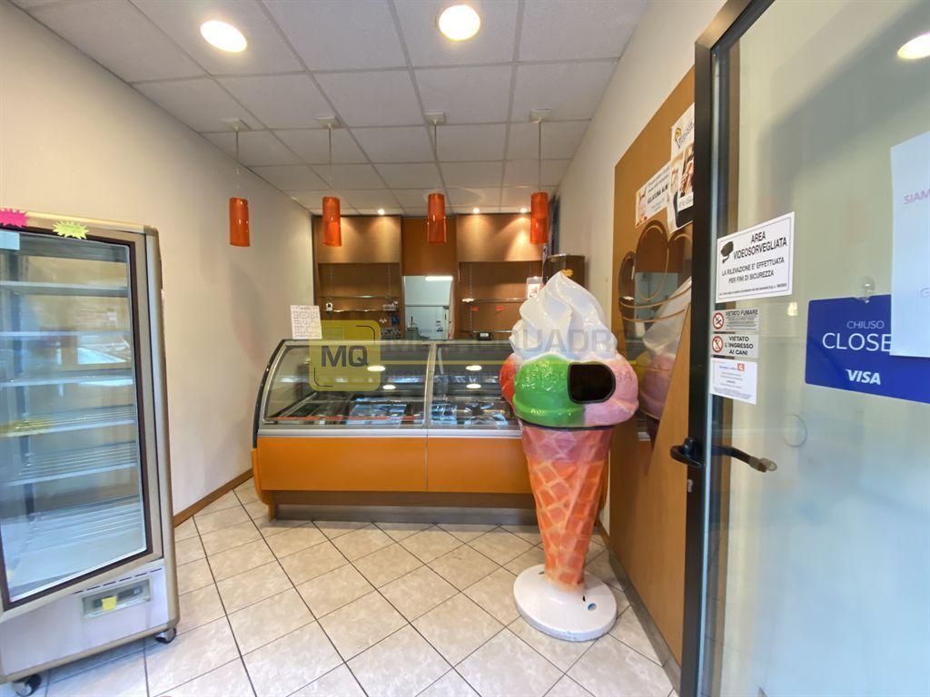Vendita Gelateria, Lecco foto