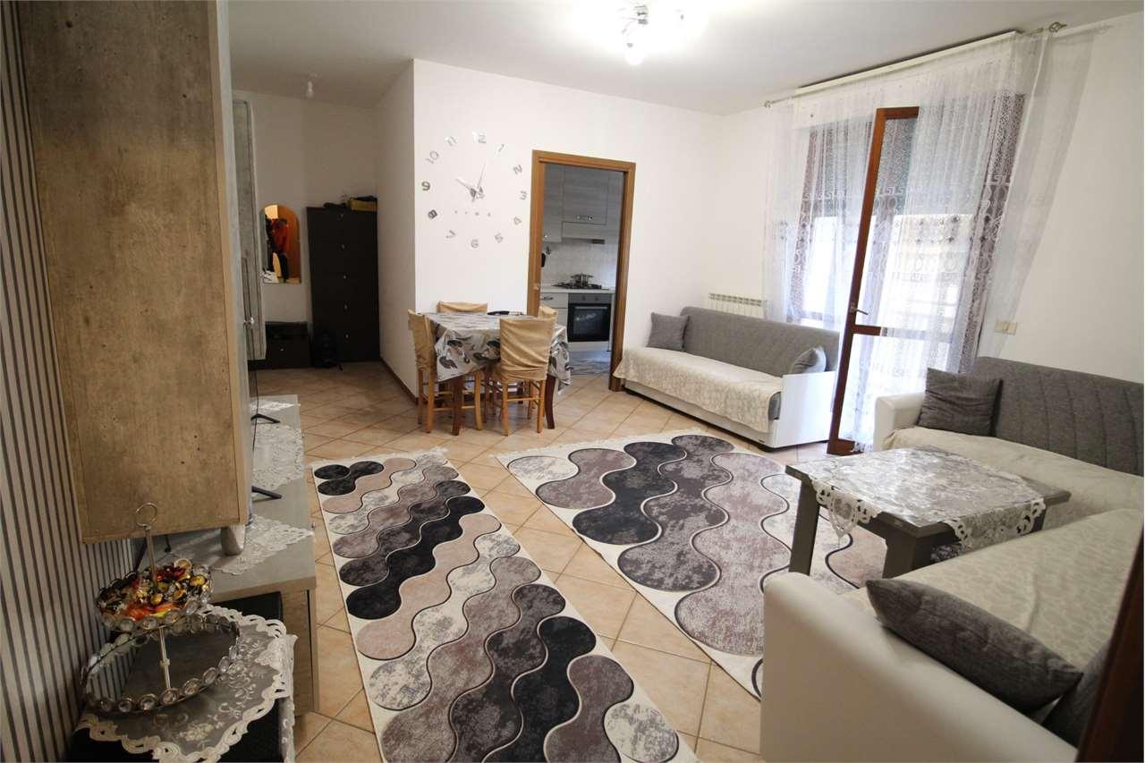 Vendita vendita, Petriano foto