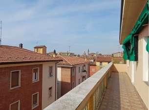 Vendita Pentavani, Bologna