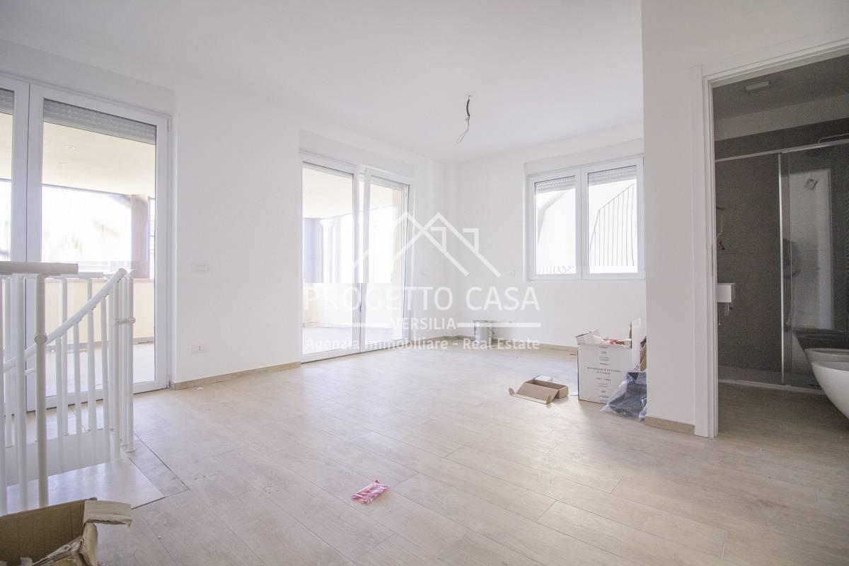 Vendita Appartamento, Camaiore foto