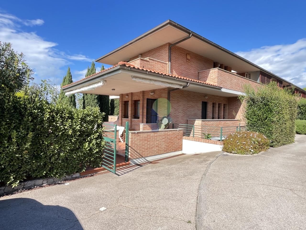 Venta Multivani, Livorno foto
