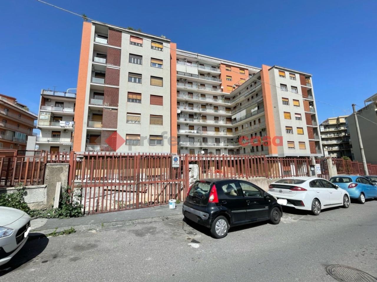 Vendita Box, Catania foto