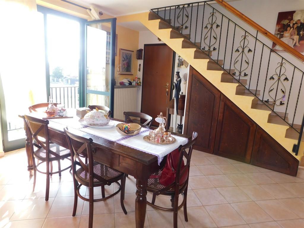 Vendita Appartamento, Lonate Ceppino foto