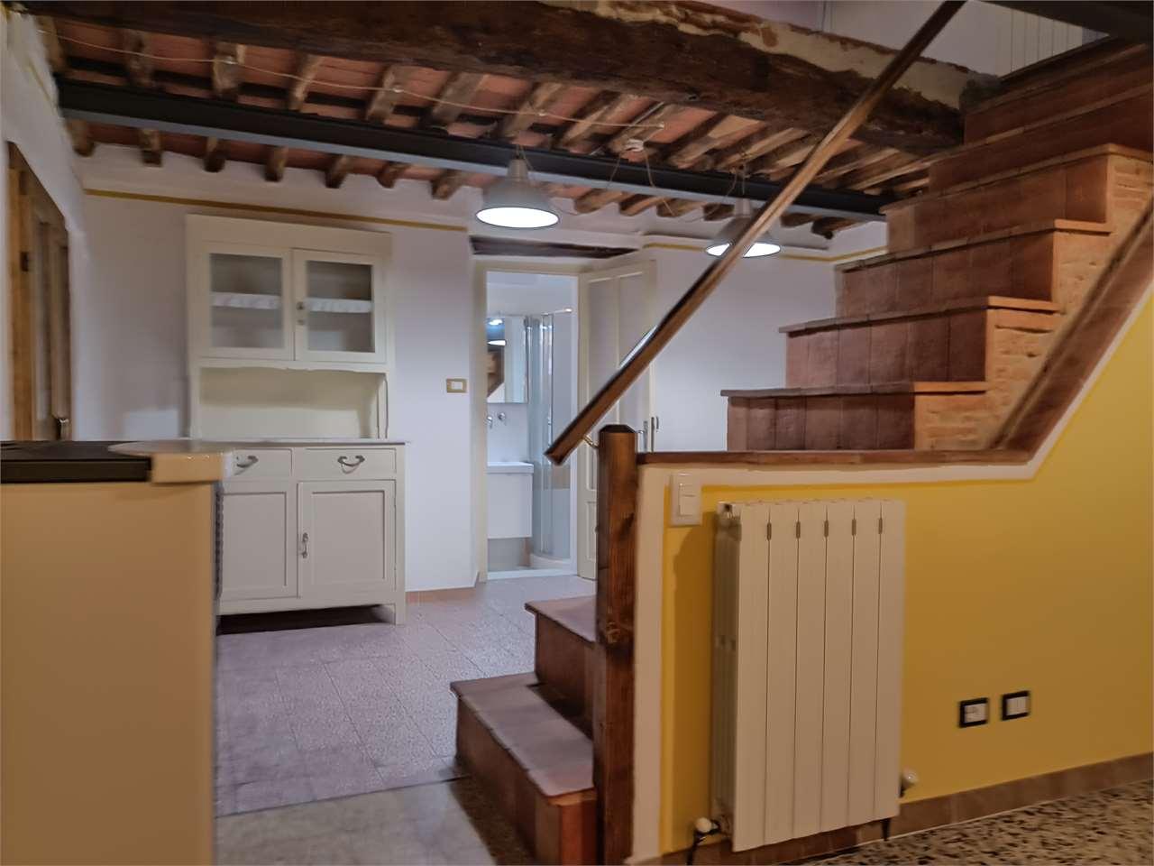 Venta vendita, Pescia foto
