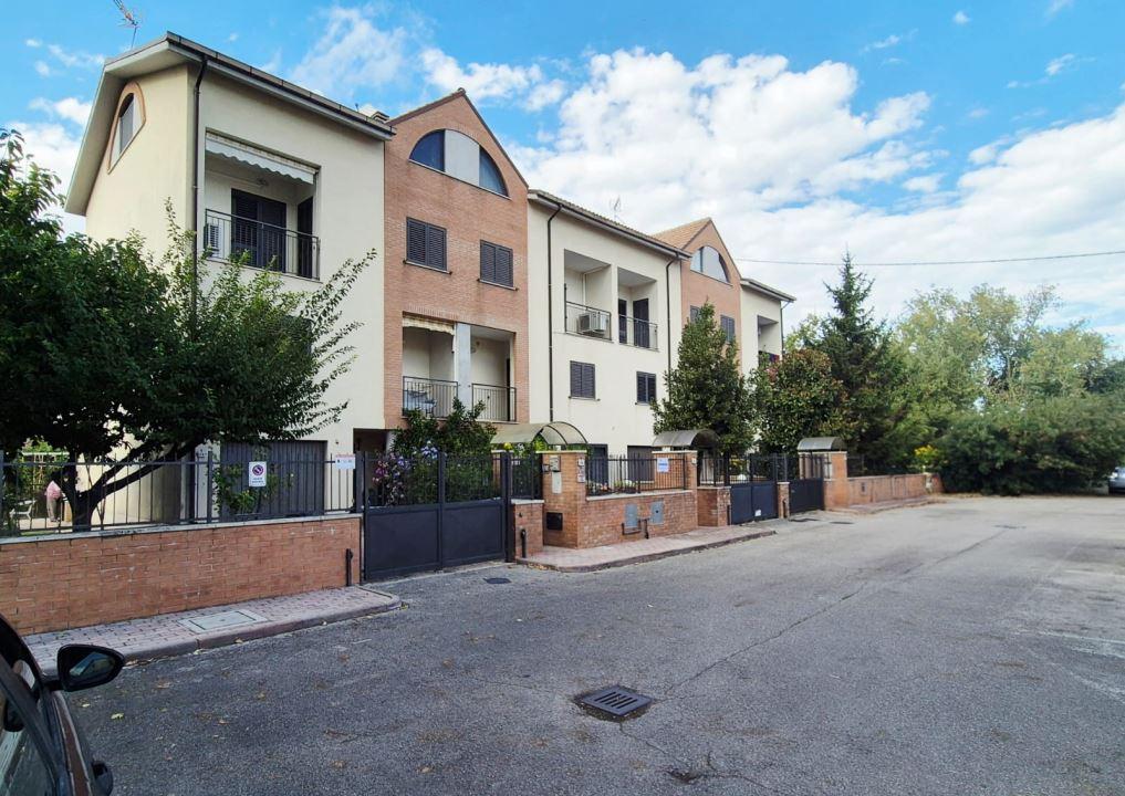 Vendita Multivani, Roccamontepiano foto