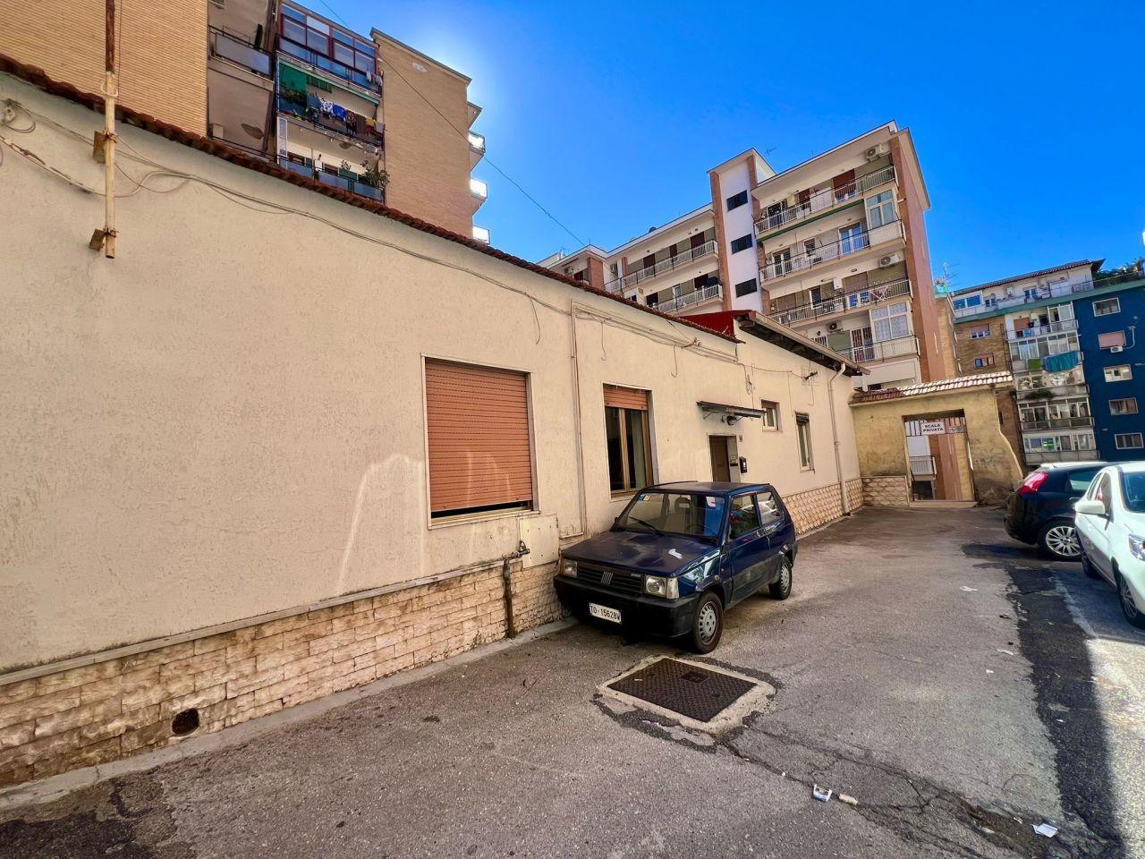 Vendita Quadrivani, Napoli foto