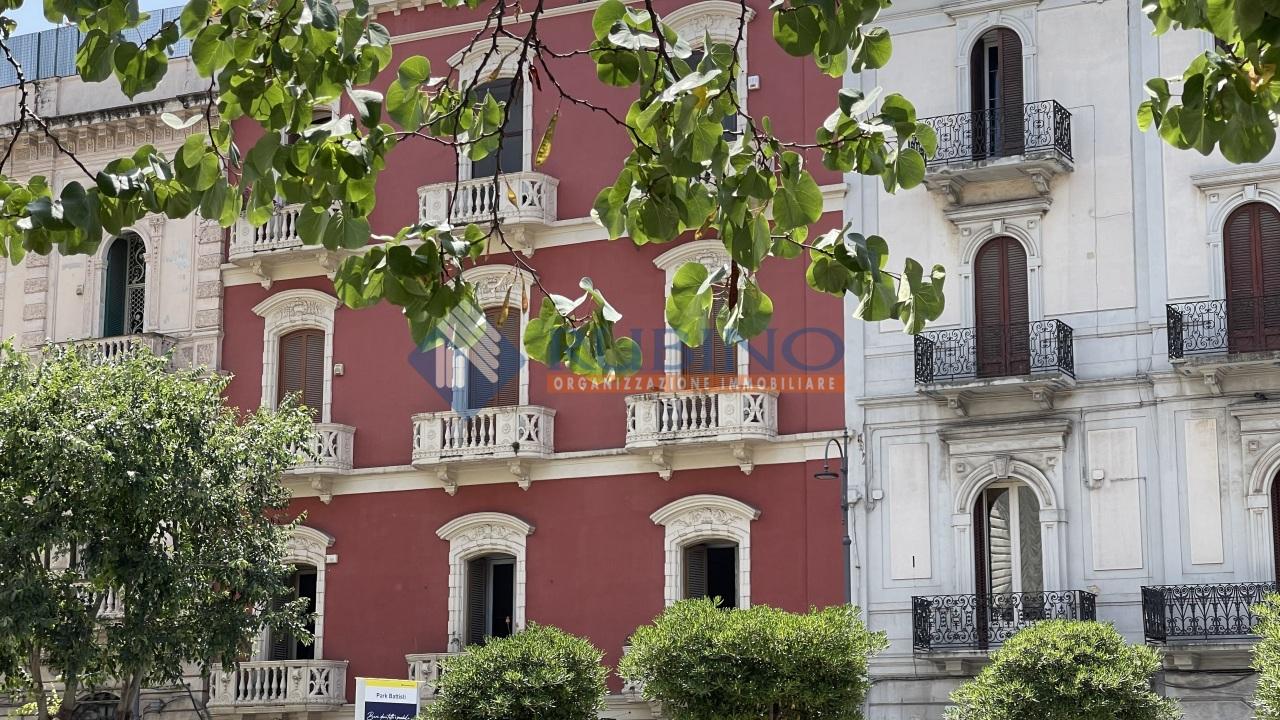 appartamento in vendita a Bari in zona Città Vecchia