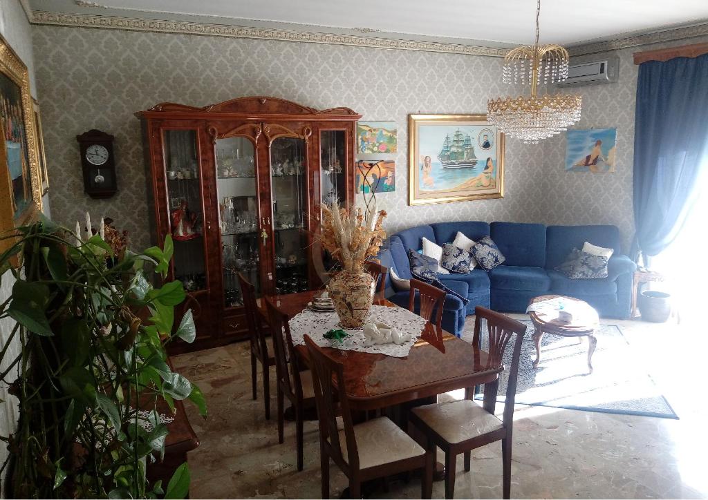 Vendita Pentavani, Motta Sant'Anastasia foto