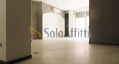 Affitto 1 vetrina, Parabiago