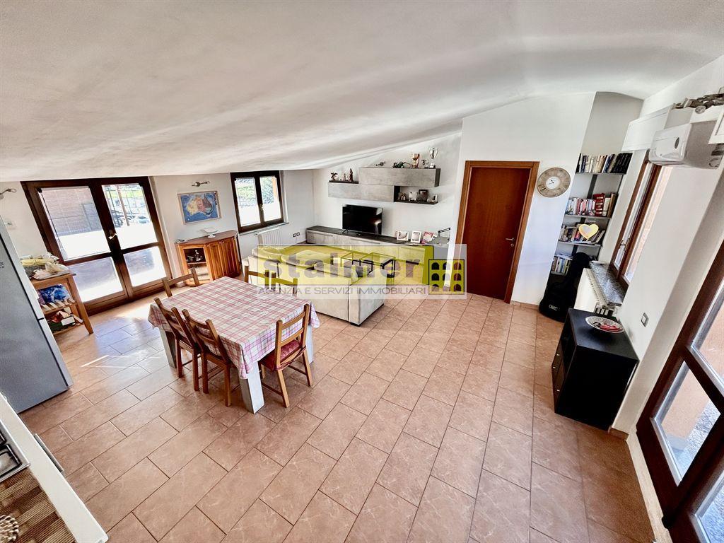 Vendita Appartamento, Sordio foto