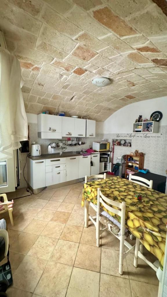 Vendita Trivani, Monopoli foto