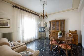 Vendita STABILE, Cinigiano Vendita STABILE, Cinigiano