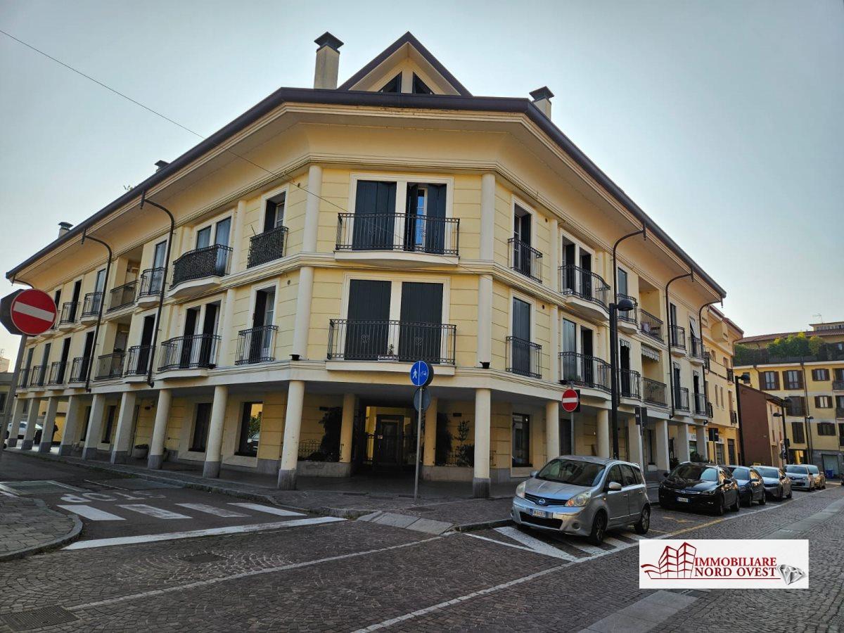 Vendita Trivani, Vittuone foto