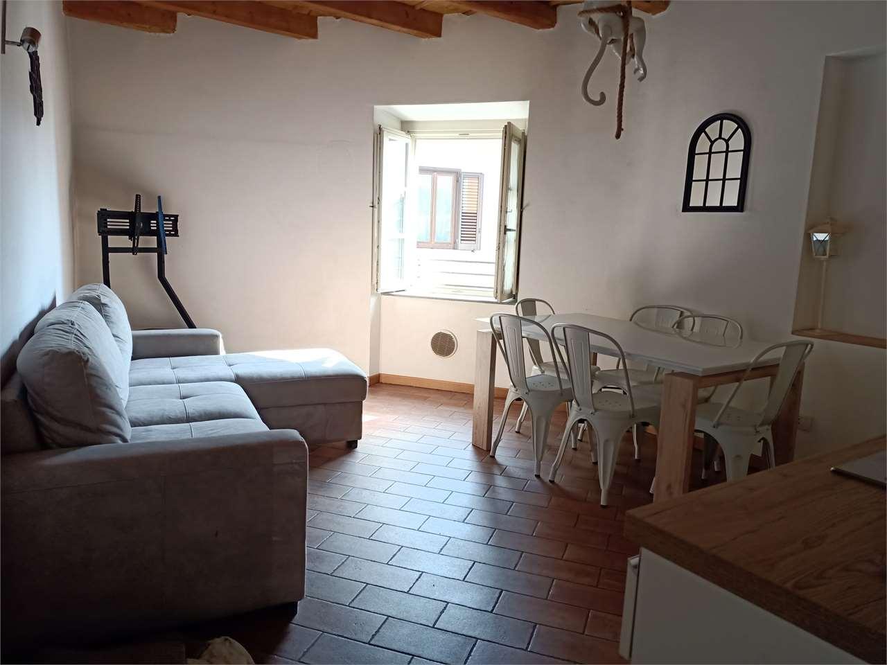 Affitto affitto, Saltrio foto