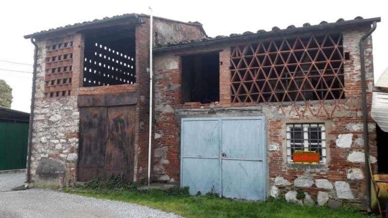 Verkauf vendita, Lucca foto