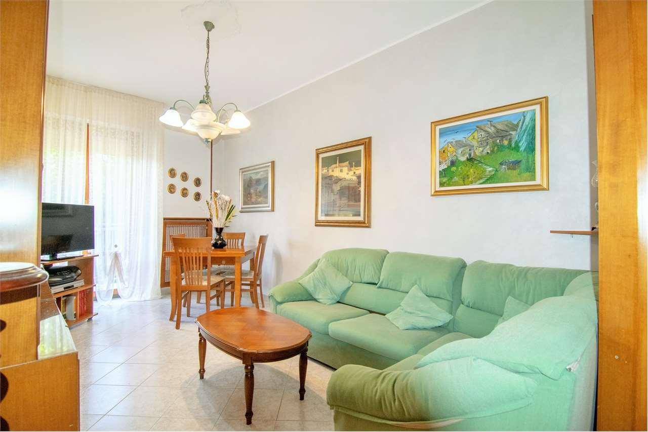 Vendita vendita, Desio foto