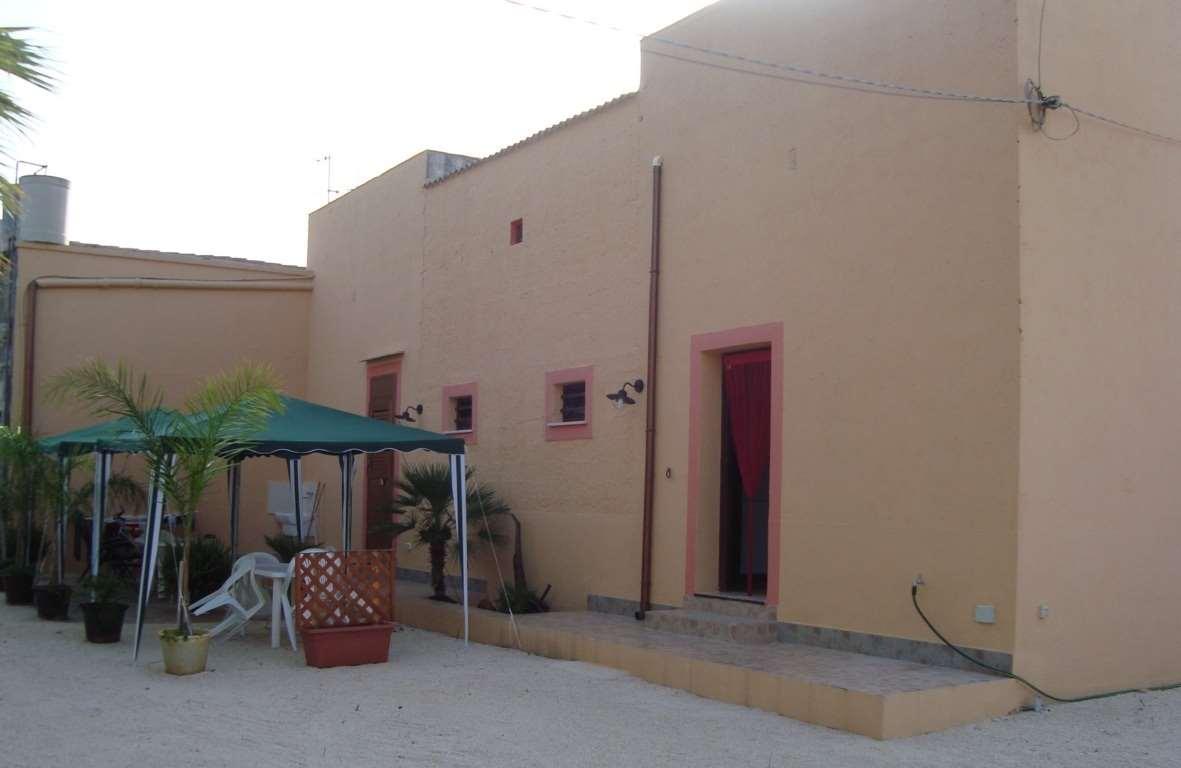 Renta affitto, Marsala foto