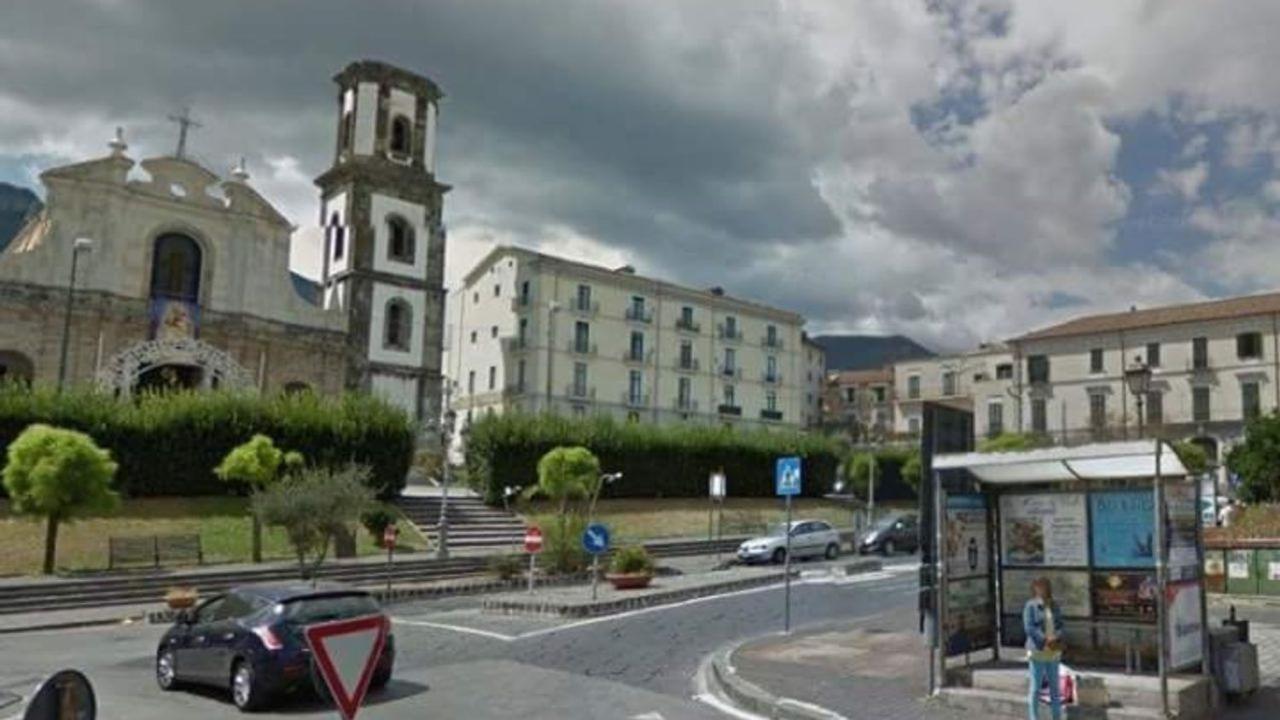 Affitto Garage e posti auto, Cava de' Tirreni foto