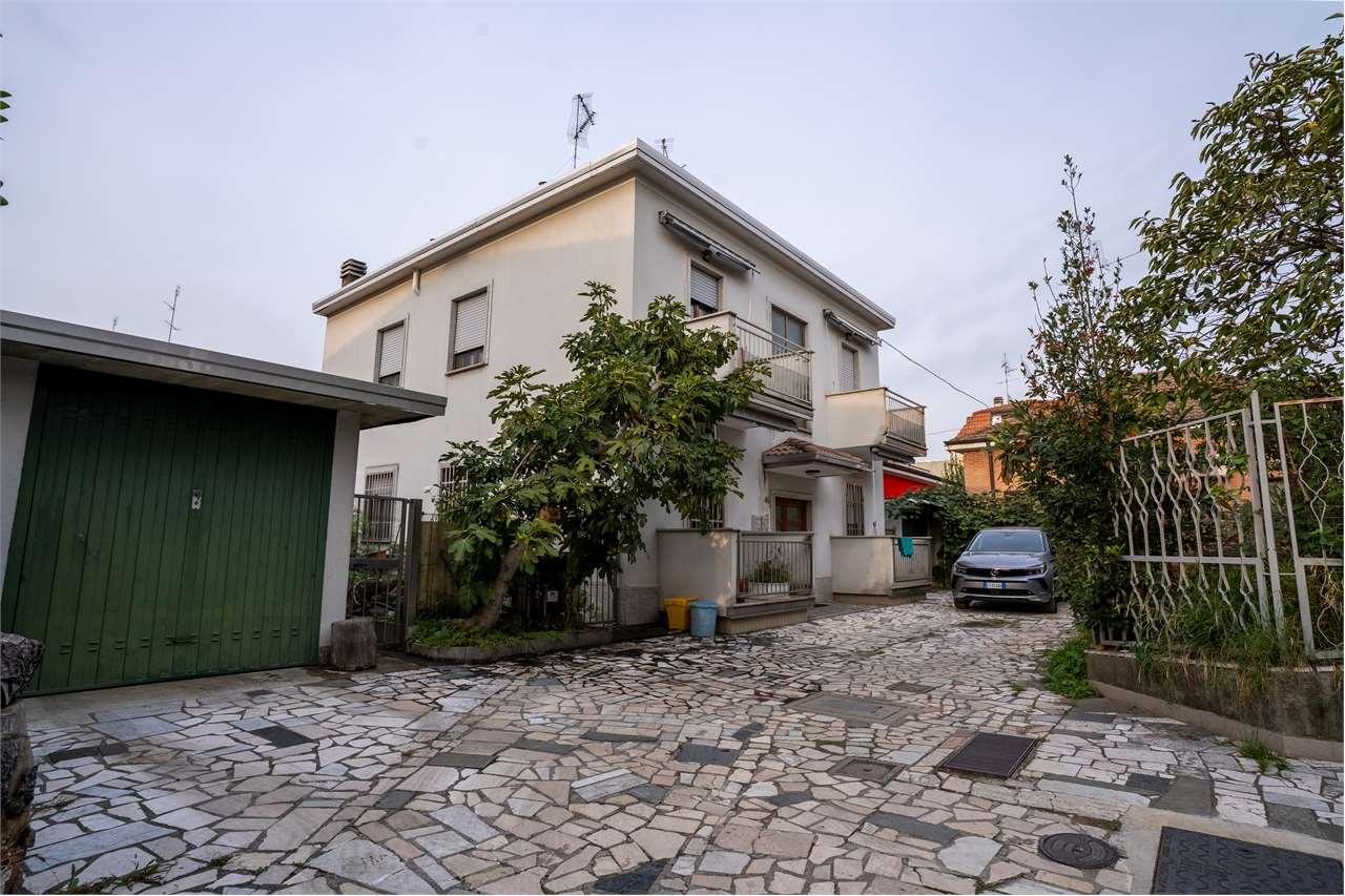 Vendita vendita, Paderno Dugnano foto