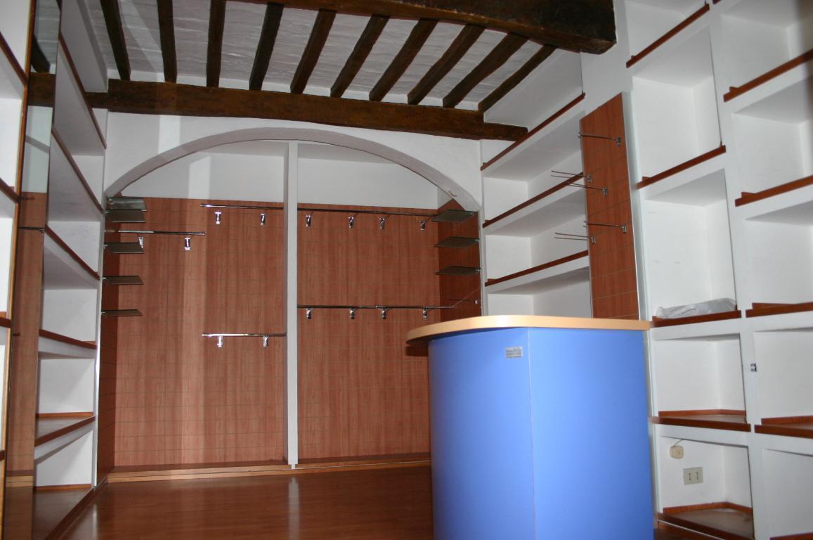 Affitto Negozio, Asciano Affitto Negozio, Asciano foto
